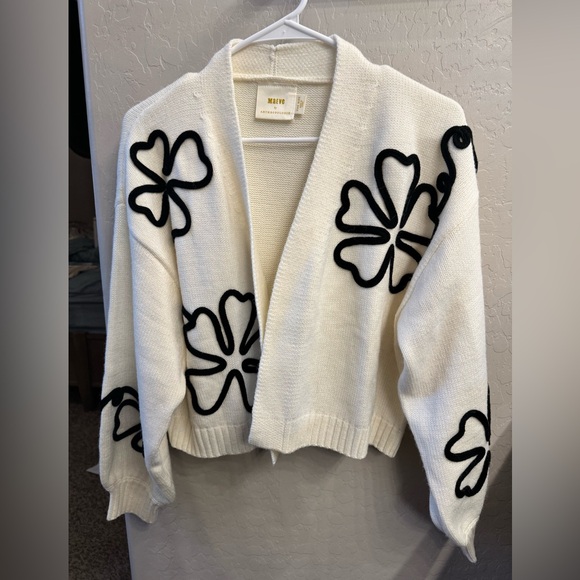 Anthropologie White Cardigan with Black Floral Accents - Picture 4 of 7